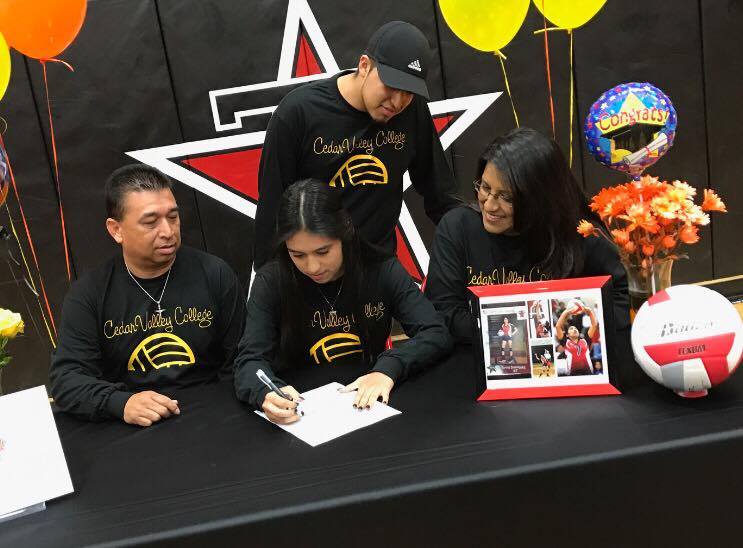 Dominquez Newest Signee to Lady Suns Volleyball
