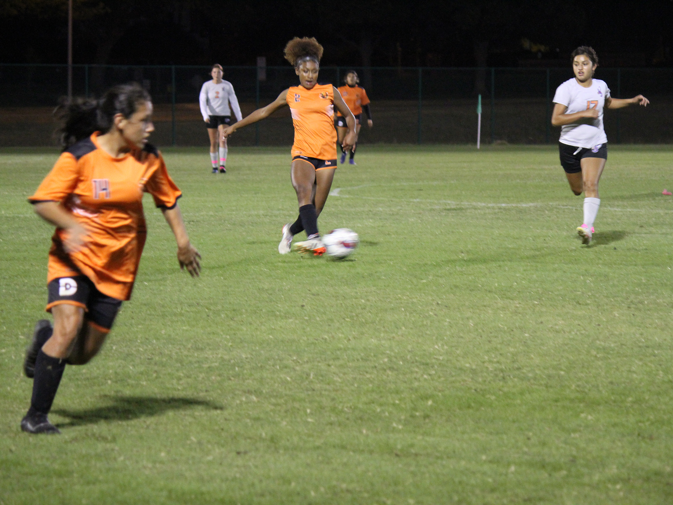 Women's Soccer Wins First Two Games for First Time in Program History