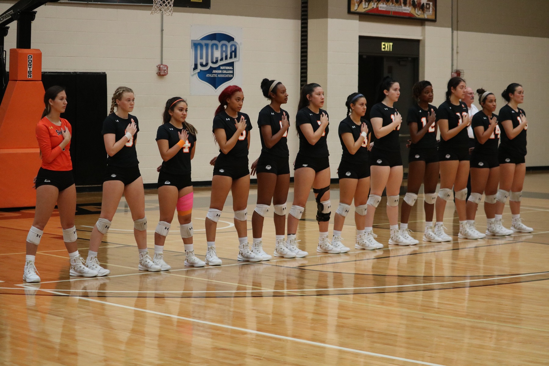 Volleyball Ousted in DAC Semi-Finals in Five Sets by Brookhaven